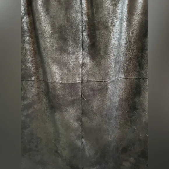 VELVET BY GRAHAM &amp; SPENCER Distressed Leatherette Miniskirt Silvery Black M✨NWT✨