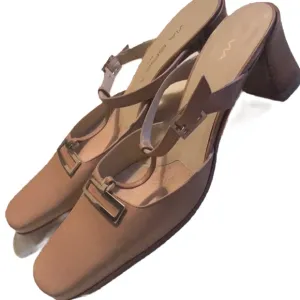 VIA SPIGA TAUPE BACKLESS HEELS  ITALIAN LEATHER SZ 6