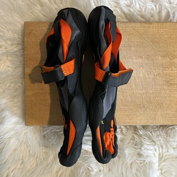 Vibram 5 Fingers M1483 Barefoot Shoes