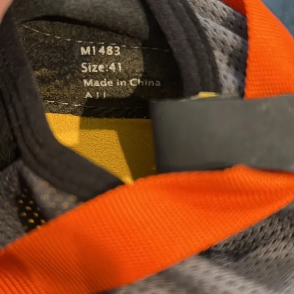 Vibram 5 Fingers M1483 Barefoot Shoes
