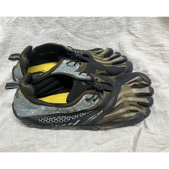Vibram Five Fingers - Size 40 Men’s Size 7