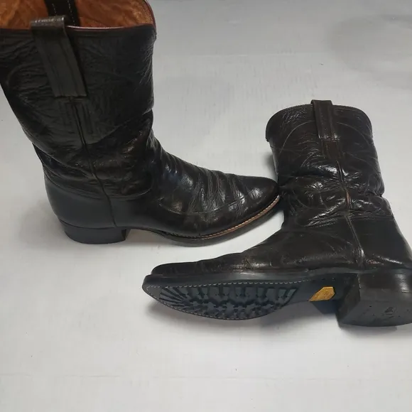 Vibram Men Brown Boots Size 8.5