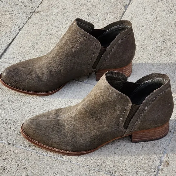 Vince Camuto Carlal Taupe Leather Booties Luxury Silk Goat Texture Ankle Boots