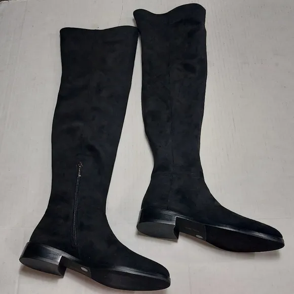 Vince Camuto Hailie Black Pointed Toe Over The Knee Suede Boots Size 5M