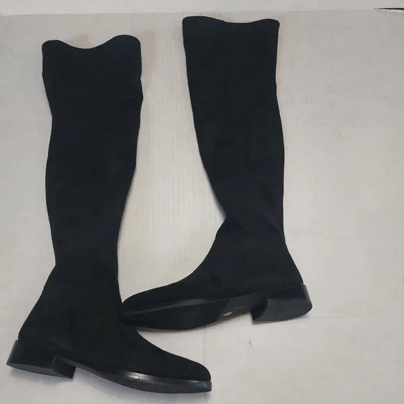 Vince Camuto Hailie Black Pointed Toe Over The Knee Suede Boots Size 5M