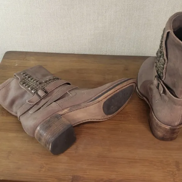 Vince Camuto Taupe suede studded ankle boots with buckle detail, size 7​
