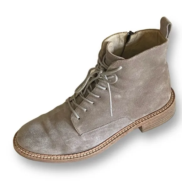 VINCE Suede Cabria Bootie Woodsmoke Women’s Size 7.5 Tie Up Flat 1” W…Gorpcore