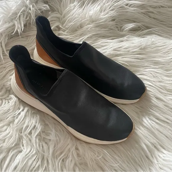 Vince Womens Shoes Vince Marlon Leather Slip-On Sneakers size ladies 8.5‎