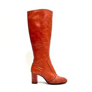 Vintage 1960s honey brown leather knee high zip up heeled gogo boots