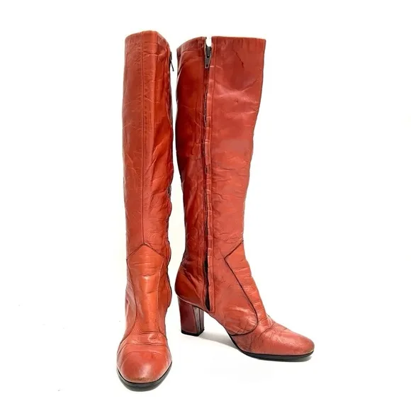 Vintage 1960s honey brown leather knee high zip up heeled gogo boots