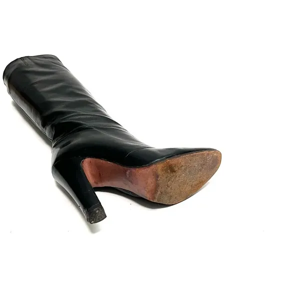 Vintage 1970s black leather knee high zip up heeled It Girl boots