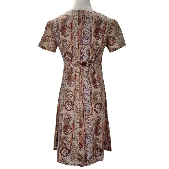 Vintage 70s A Line Day Dress Size M/L Brown Cotton Hawaiian Print Empire Waist