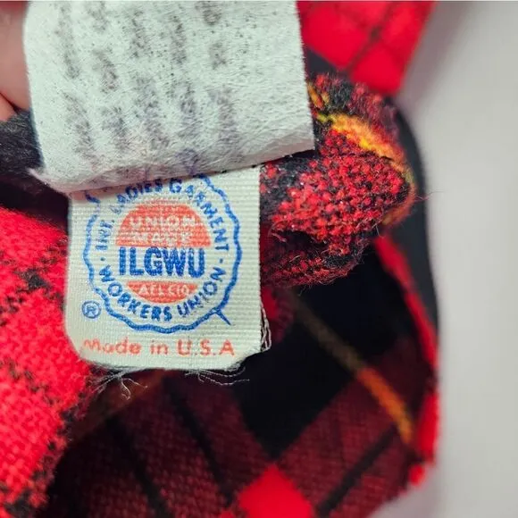 Vintage '70s Cucumber ILGWU Red Tartan Plaid Wool Midi A-Line Swing Skirt 9/10
