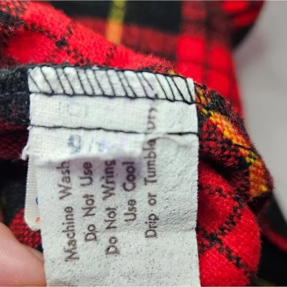 Vintage '70s Cucumber ILGWU Red Tartan Plaid Wool Midi A-Line Swing Skirt 9/10