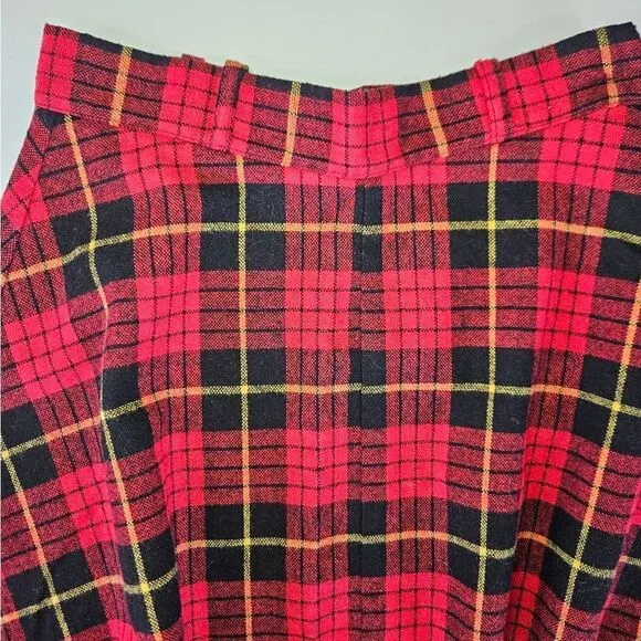 Vintage '70s Cucumber ILGWU Red Tartan Plaid Wool Midi A-Line Swing Skirt 9/10