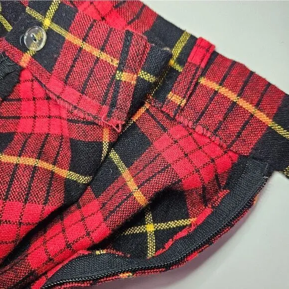 Vintage '70s Cucumber ILGWU Red Tartan Plaid Wool Midi A-Line Swing Skirt 9/10