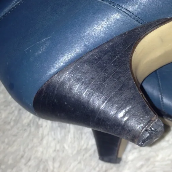 VINTAGE 80s blue Leather knee boots