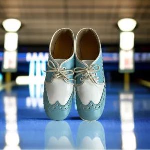 Vintage Brunswick Bowling Shoes Blue White Leather Ladies Saddle Oxford Shoes, 6