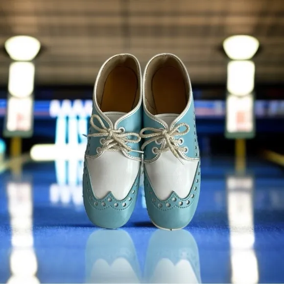 Vintage Brunswick Bowling Shoes Blue White Leather Ladies Saddle Oxford Shoes, 6