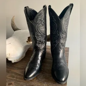 Vintage Justin’s Black Western Cowboy Boots Men’s 7.5 3E / Women’s 9 or 9.5