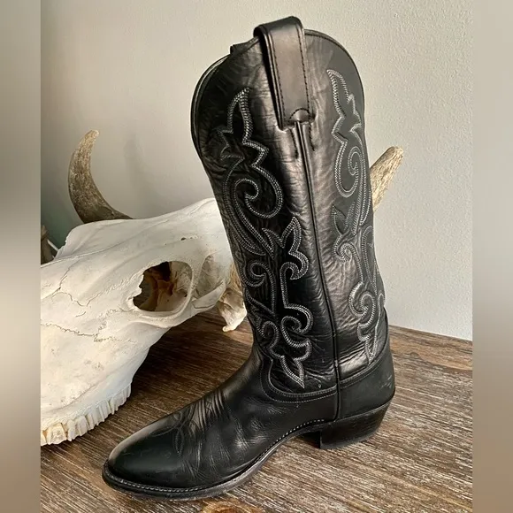 Vintage Justin’s Black Western Cowboy Boots Men’s 7.5 3E / Women’s 9 or 9.5