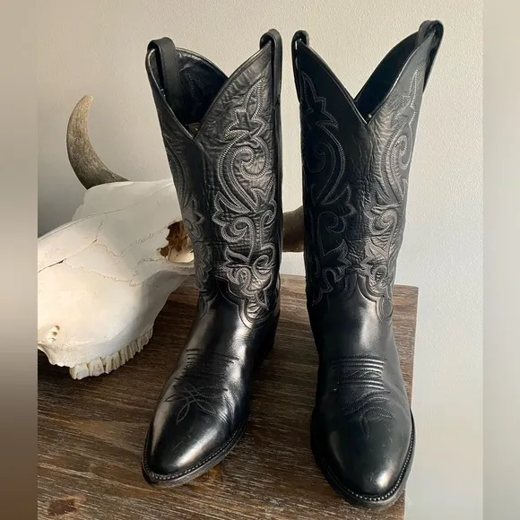 Vintage Justin’s Black Western Cowboy Boots Men’s 7.5 3E / Women’s 9 or 9.5