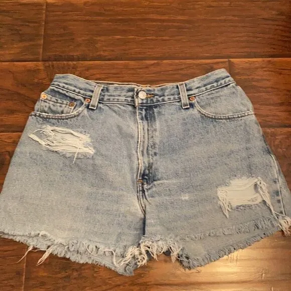 Vintage Levi’s Blue Denim Distressed Man Made Cutoff Raw Hem Shorts Casual