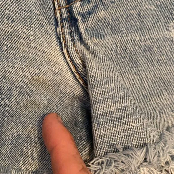 Vintage Levi’s Blue Denim Distressed Man Made Cutoff Raw Hem Shorts Casual