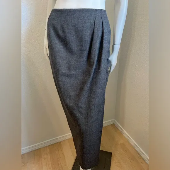 Vintage Ports International 100%  gray wool midi skirt