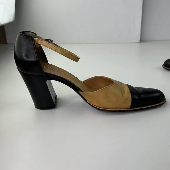Vintage Robert Clergerie Paris leather two-tone pumps with chunky heel