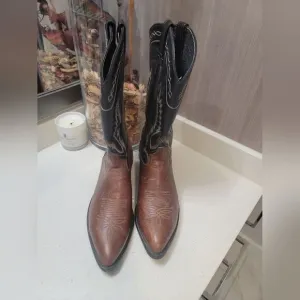 Vintage Tony Lama Cowboy Western 6374 Men’s Boots Size 10.5 D