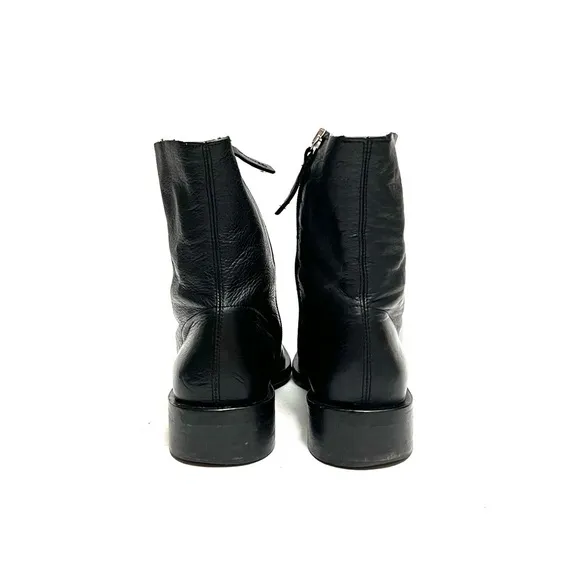 Vintage Y2K womens super soft black leather zip up ankle boots
