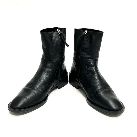 Vintage Y2K womens super soft black leather zip up ankle boots