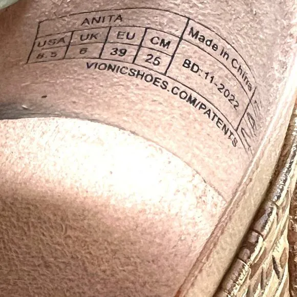 VIONIC Anita Women Sz 8.5 Gold Champagne Ballet Flat Shoes Arch Support Comfort