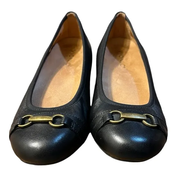 Vionic Delaney Black Leather Ballet Flat Size 7
