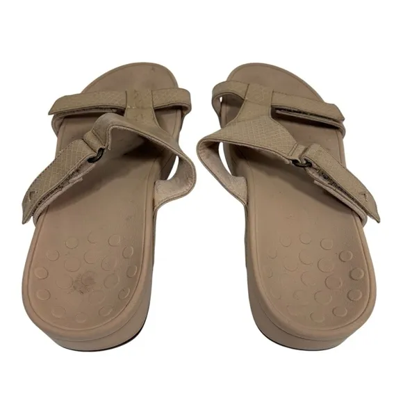 Vionic Ellie Beige Sandals Wide Straps Adjustable Buckles Slip On Open To Shoes