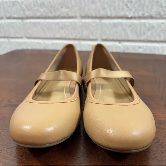 Vionic Women's‎ 7Joseline Mary Jane Flat Ballet Leather Beige Tan