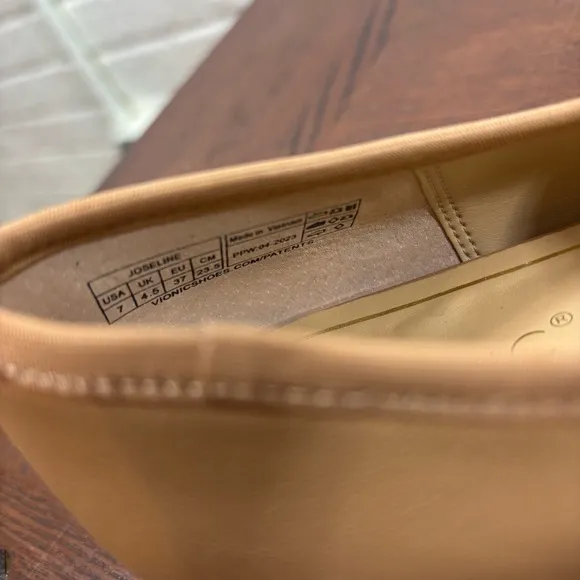 Vionic Women's‎ 7Joseline Mary Jane Flat Ballet Leather Beige Tan
