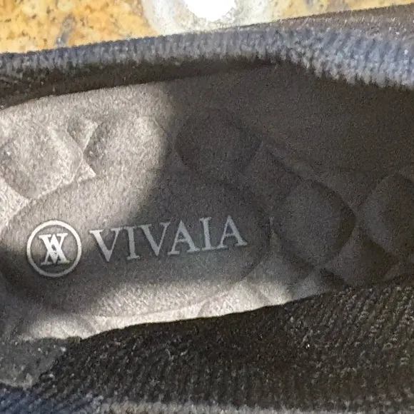 Vivaia Ryan Pro Square Toe Water Repellent Ankle Boots Black Red Sole 37 US 6.5