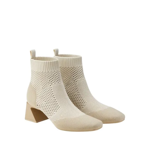 Vivaia Square-Toe Perforated Heeled Melissa Boots Cream Ivory Women's Size 35