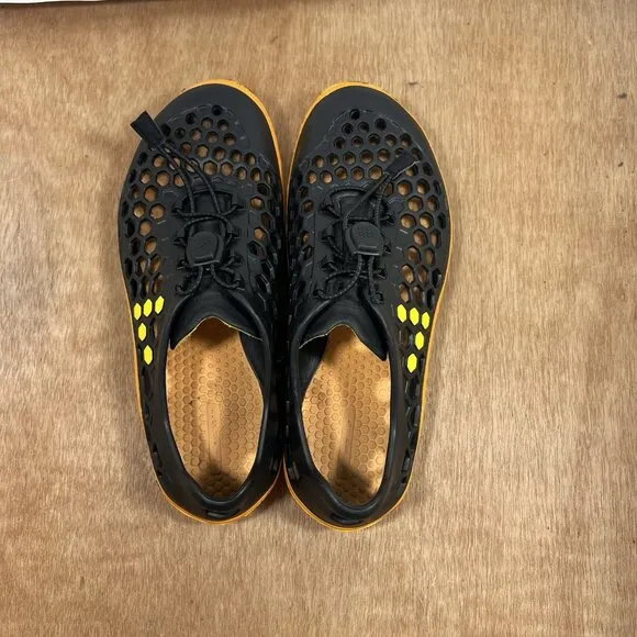 Vivobarefoot Ultra Amphibious Barefoot Water Shoes Women's 7 US 37 EU Black