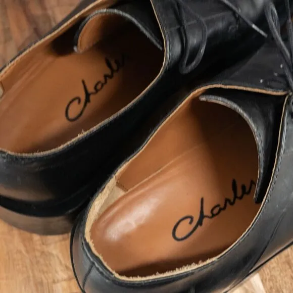 Vtg Clarks Men's 9 Women's 10.5 Y2K Super Wide Square Toe Lace Up Oxford Chunky
