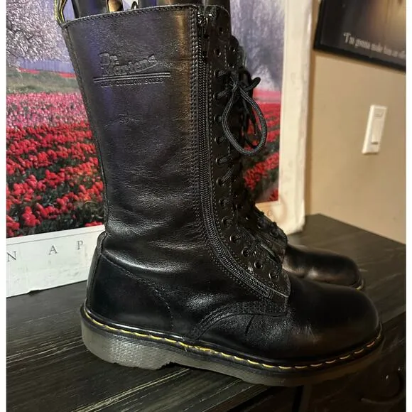 VTG Dr. Martens 9733 England black 14 Eye Double Zipper Boots UK 8 Uni Sex