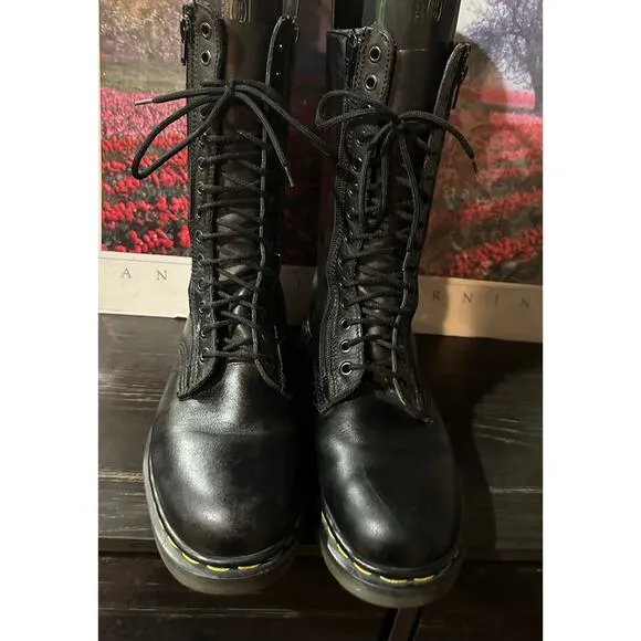 VTG Dr. Martens 9733 England black 14 Eye Double Zipper Boots UK 8 Uni Sex