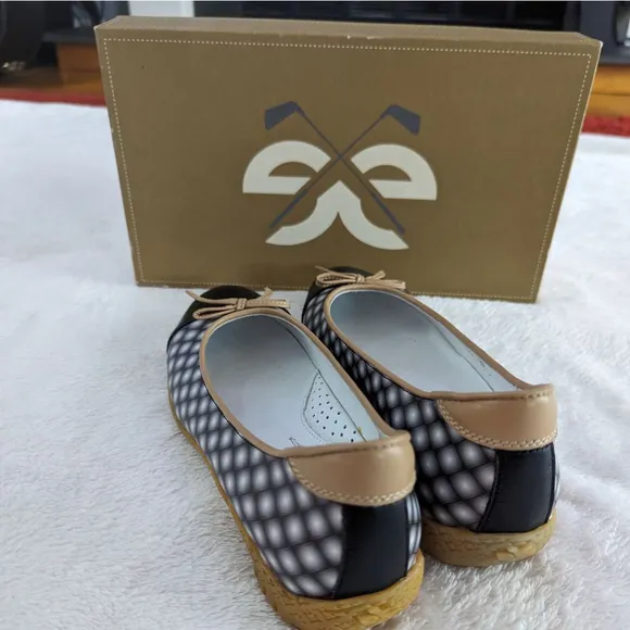Walter Genuin Ballet Flat Slip On Pearl Grey and Black Dots Golf Shoes
