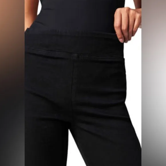 We The Free In My Feelings Cropped Slim Flare Jeans Sz XS/S NWOT!
