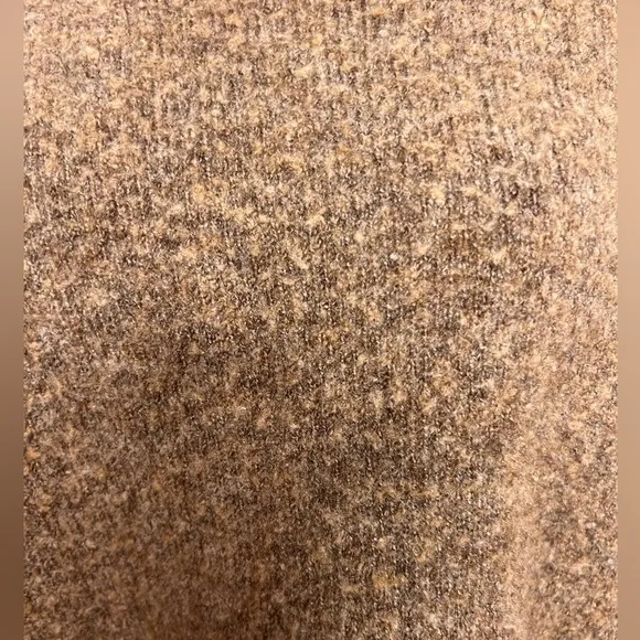 Willow &amp; Clay Camel Sweater - Size L