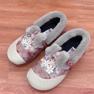Winter New Chinese Style Embroidered Mom Shoes, Plush & Thickened Warm Women's Cotton Shoes, Beijing Style