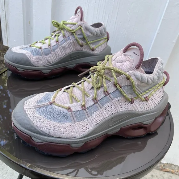 Women Nike Air Max Flyknit Venture Shoes Platinum Violet FD2110-002 Size 10.5