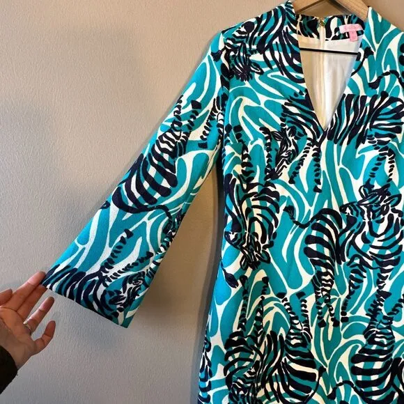 Women's 2 Lilly Pulitzer Devina Tunic Zebra Dress Teal White Funky Print